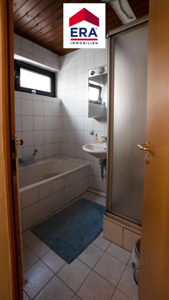 Bad mit Dusche