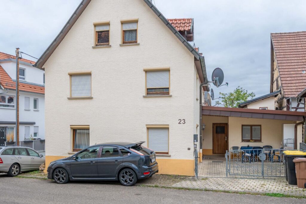 Haus Straßenansicht