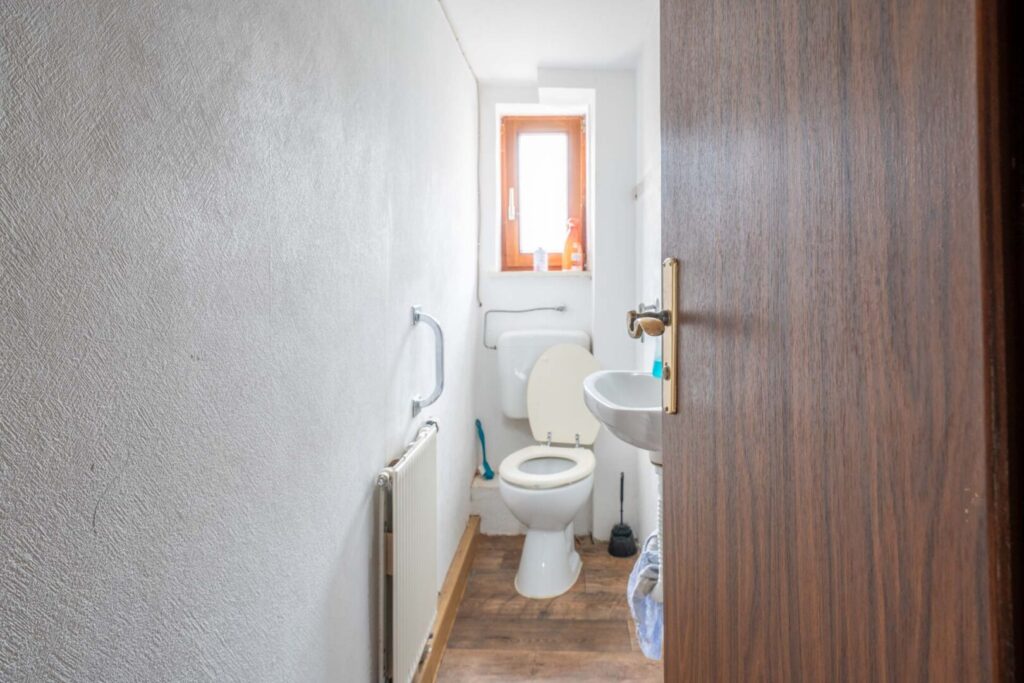 OG WC