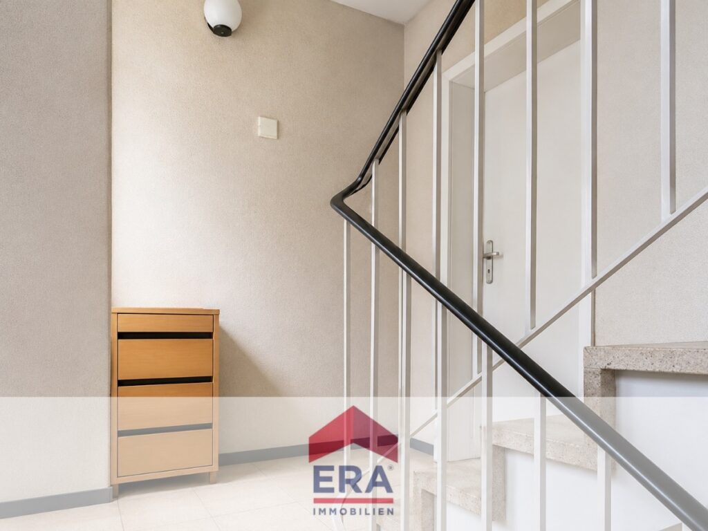 Eingang zur Wohnung im 1.OG