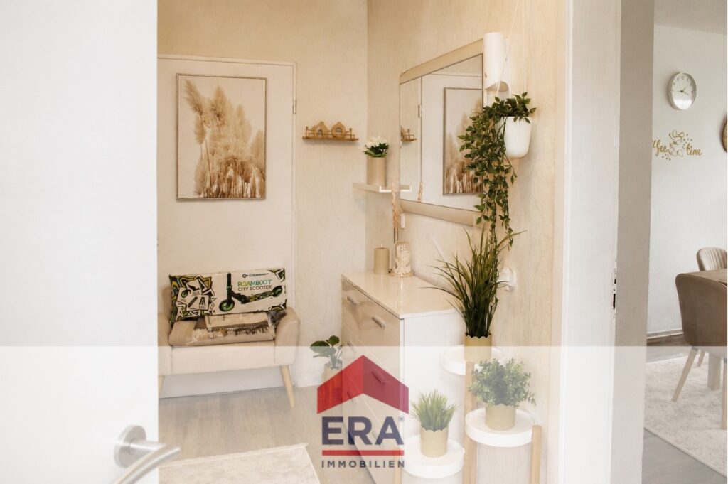 3. Wohnung DG / Eingangsbereich