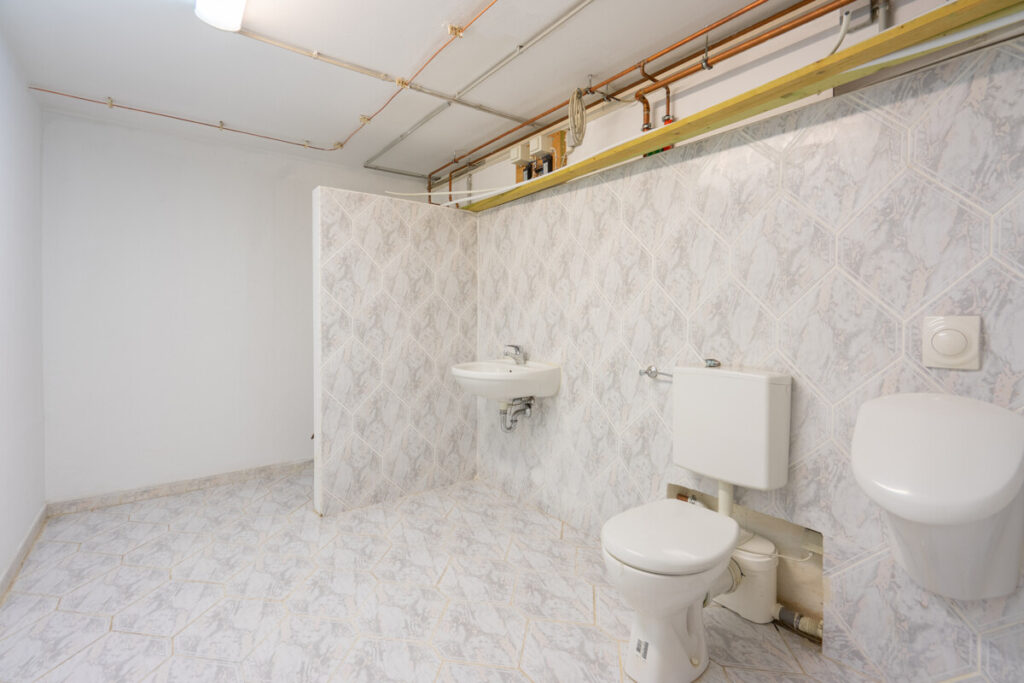 WC KG